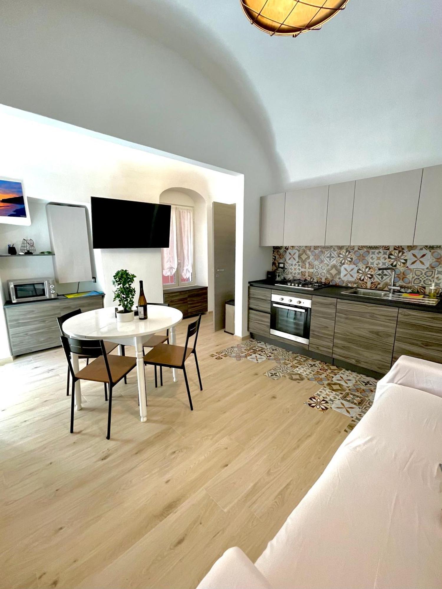 Grothouse Apartman Finale Ligure Kültér fotó