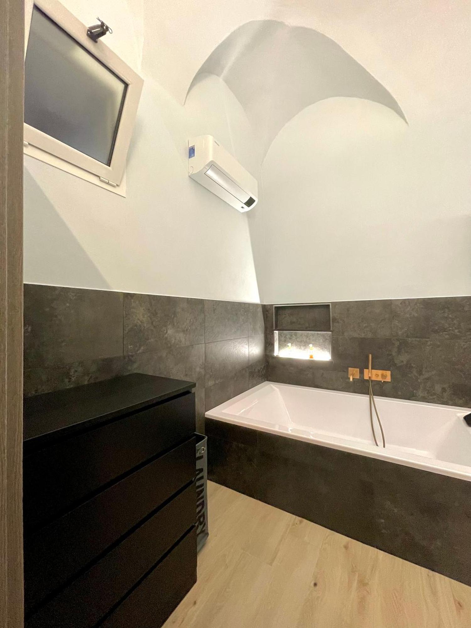 Grothouse Apartman Finale Ligure Kültér fotó